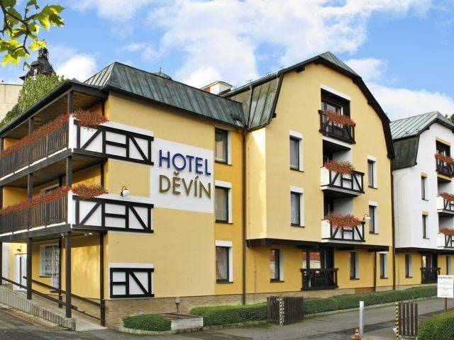 Hotel Devin, ab 405 €