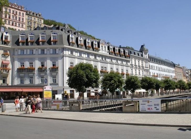 Karlsbad, Hotel Kolonada, Hotel 1